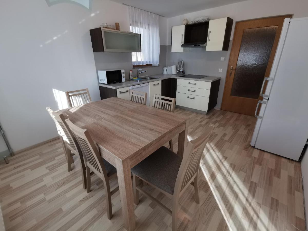 Apartments Henigman Бохин Екстериор снимка