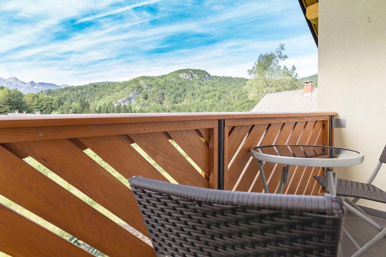Apartments Henigman Бохин Екстериор снимка