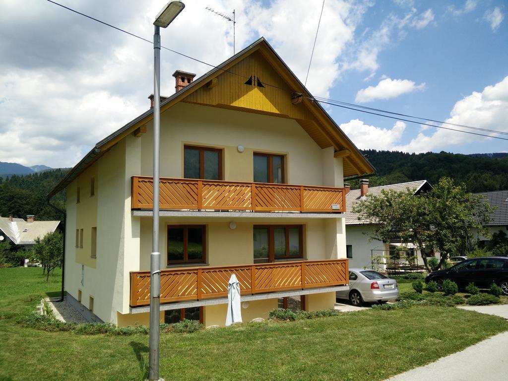 Apartments Henigman Бохин Екстериор снимка