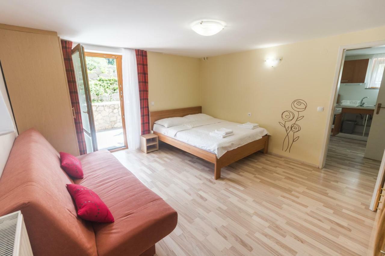 Apartments Henigman Бохин Екстериор снимка